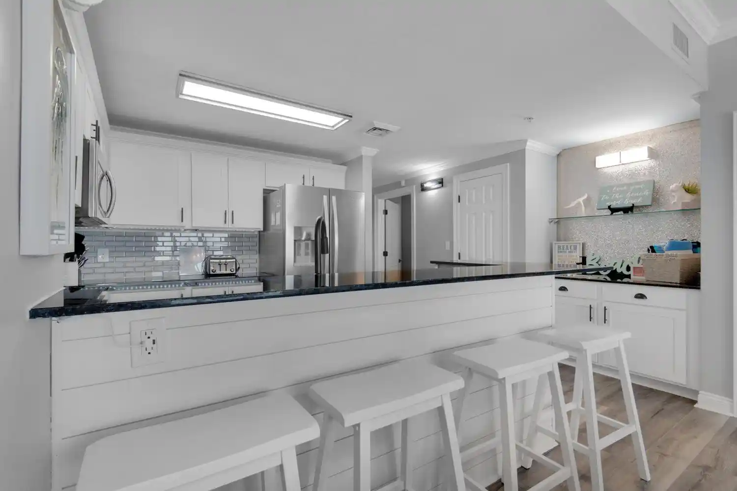 calypso-704-west-tower-9